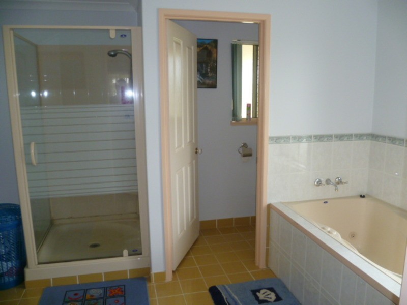 2 Sunnybrae Circuit, Redridge QLD 4660