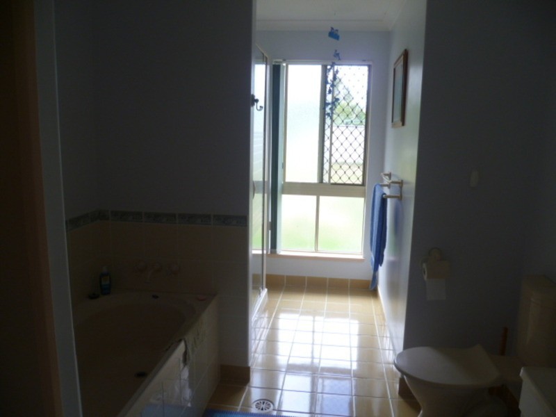 2 Sunnybrae Circuit, Redridge QLD 4660