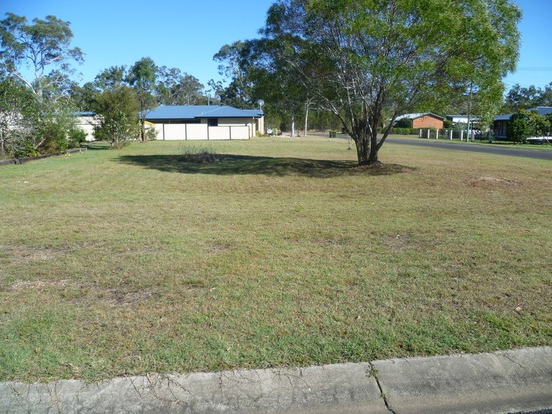 15 Gregory Drive, Buxton QLD 4660