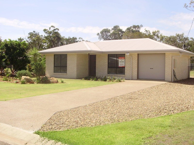 14 Hull Street, Buxton QLD 4660