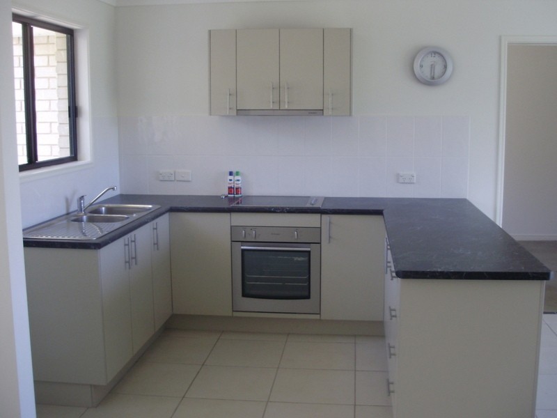 14 Hull Street, Buxton QLD 4660