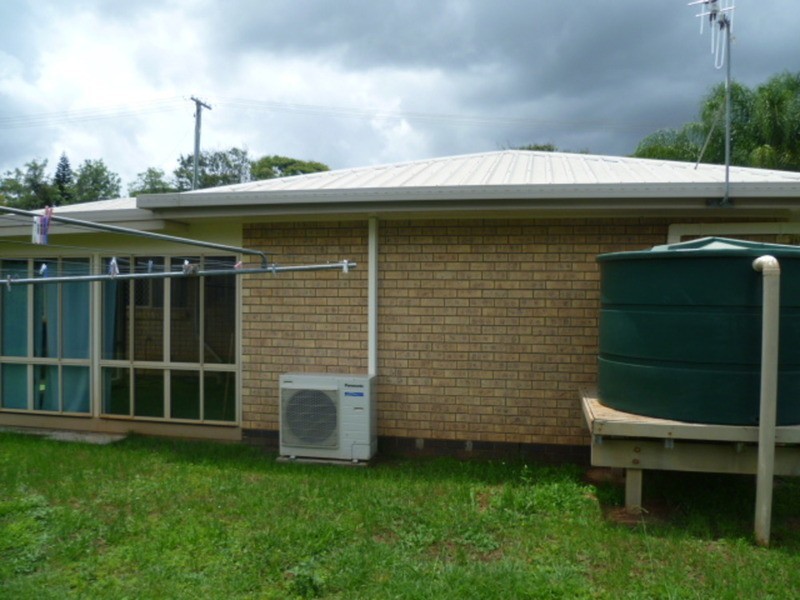 4 Mungomery Street, Childers QLD 4660