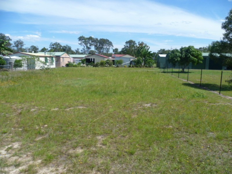 19 Hull Street, Buxton QLD 4660