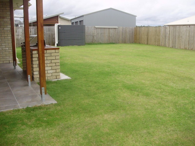 3 Honeyeater Court, Woodgate QLD 4660