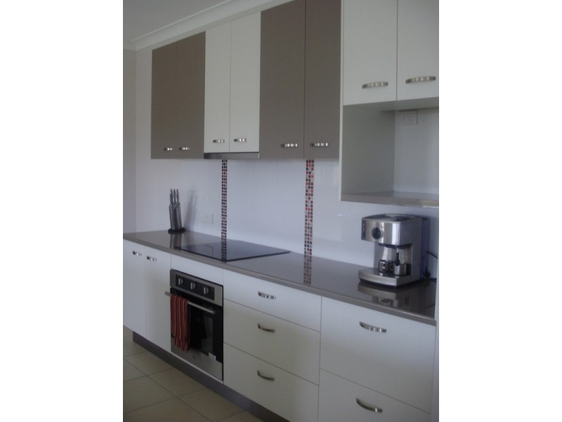 3 Honeyeater Court, Woodgate QLD 4660