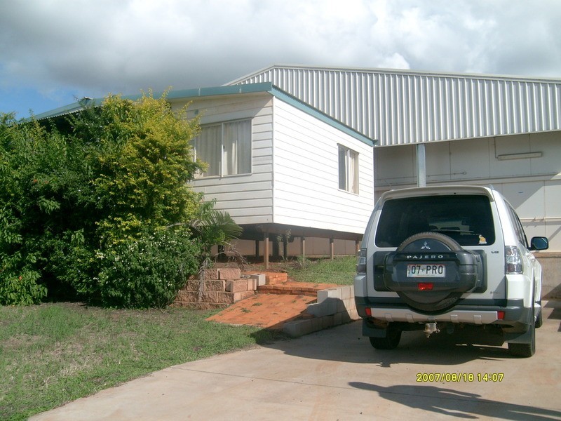 3 Browns Road, Childers QLD 4660
