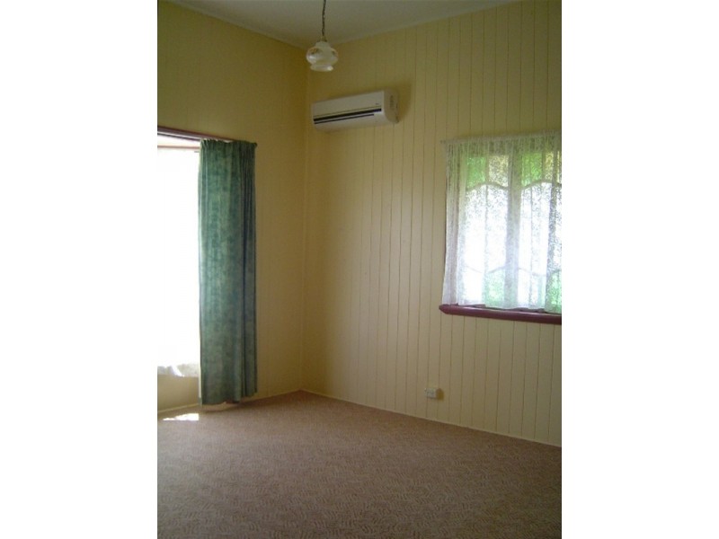 29  West Street, Childers QLD 4660