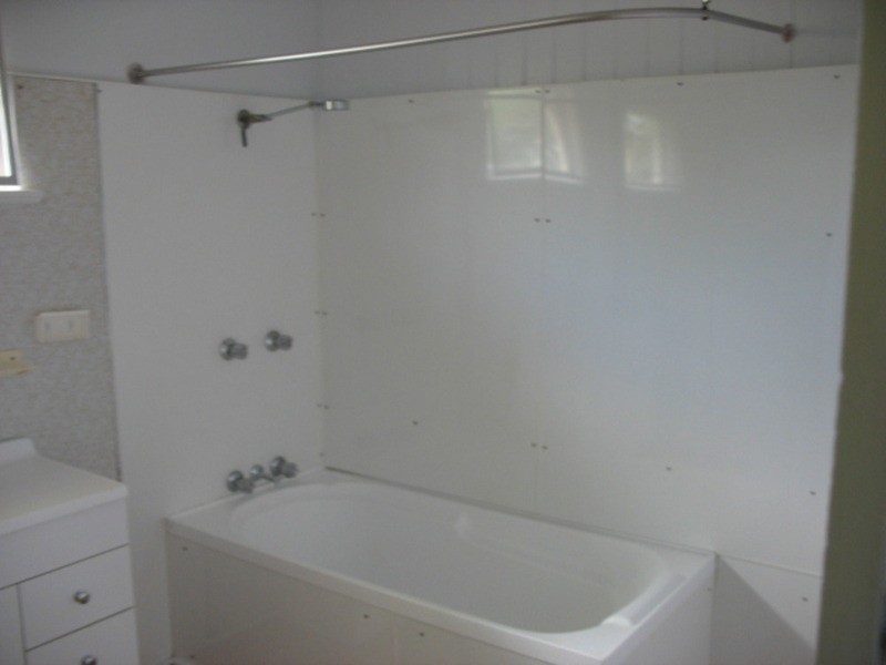 103 Churchill Street, Childers QLD 4660