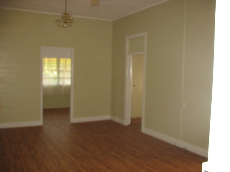 103 Churchill Street, Childers QLD 4660