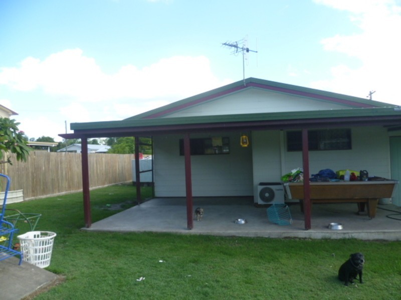 5 Richard Street, Biggenden QLD 4621