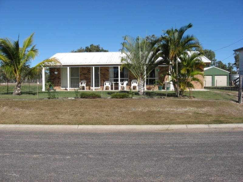 25 Travis Street, Buxton QLD 4660