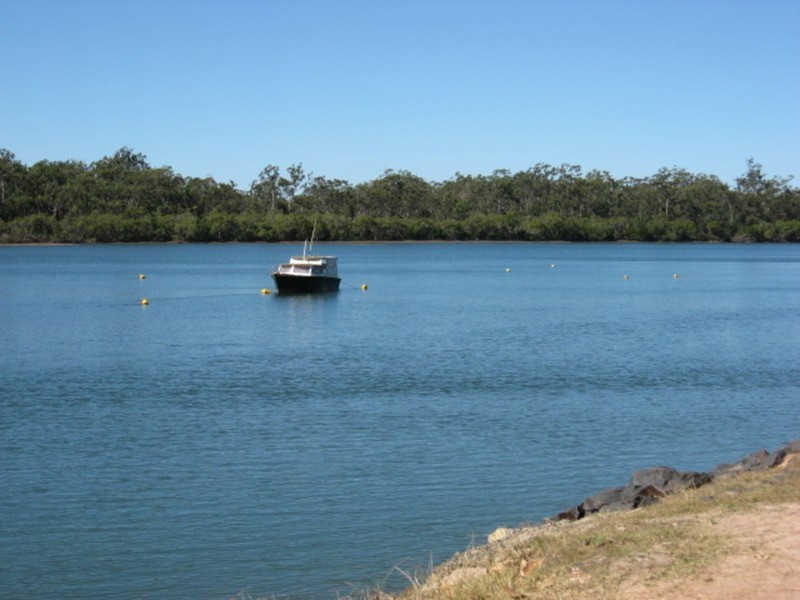 25 Travis Street, Buxton QLD 4660