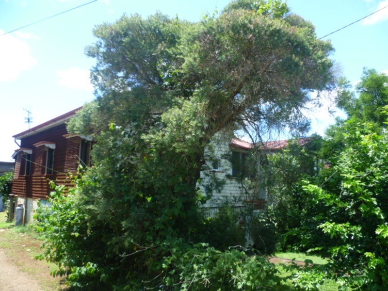 49 Macrossan Street, Childers QLD 4660