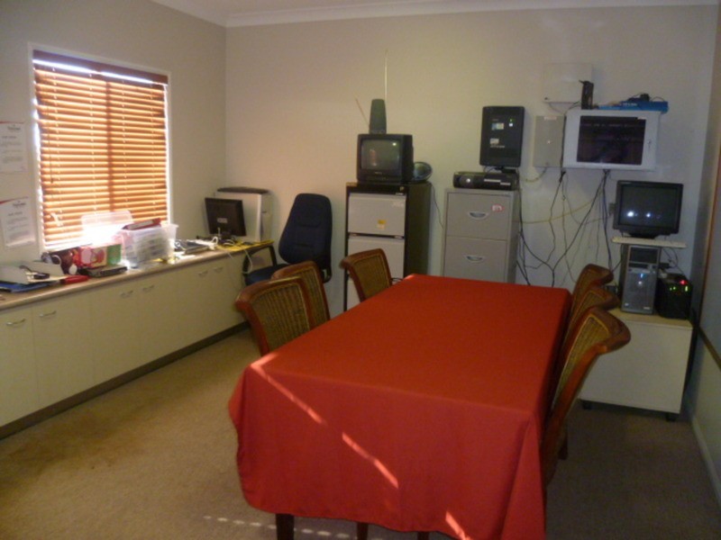 228 Churchill Street, Childers QLD 4660