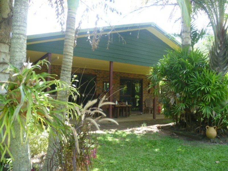 134 Thompson Road, Childers QLD 4660