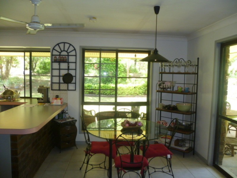 134 Thompson Road, Childers QLD 4660