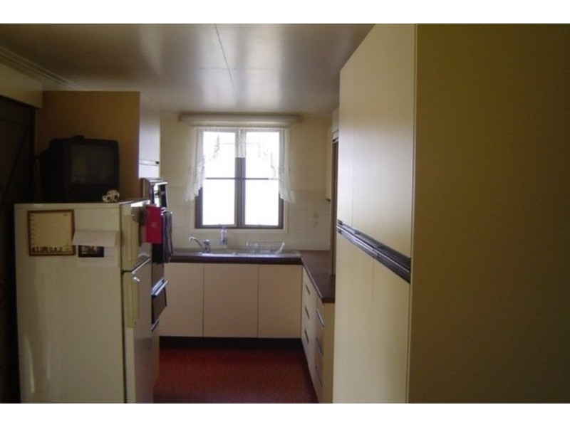 19 North Street, Childers QLD 4660