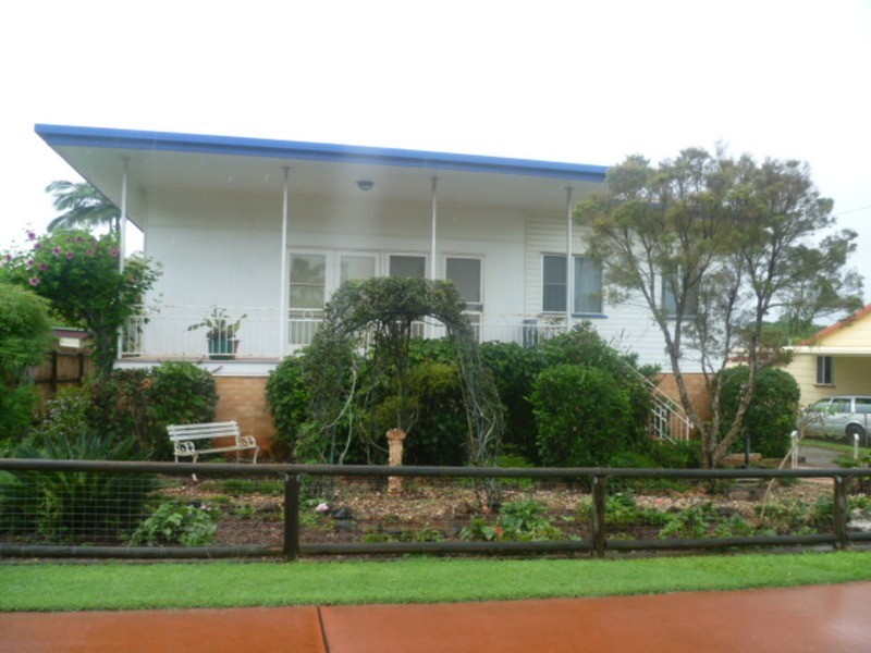 17 North Street, Childers QLD 4660