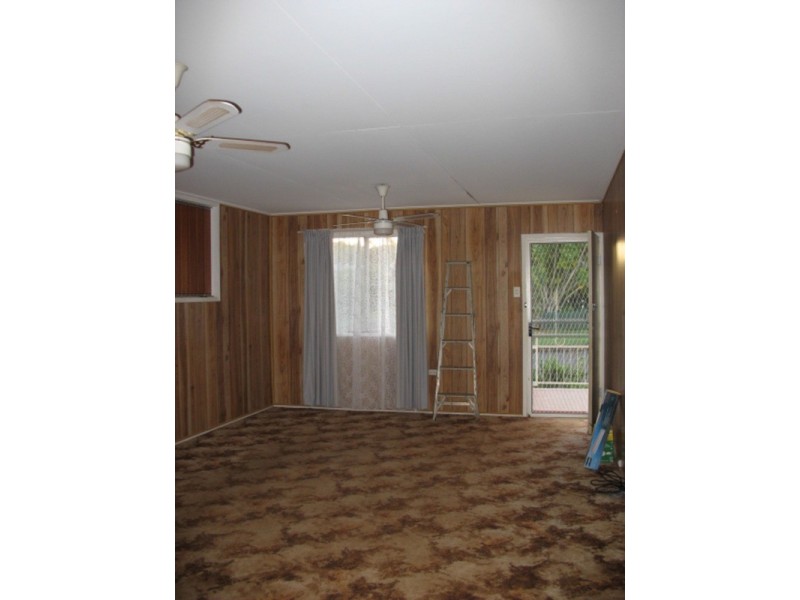 17 North Street, Childers QLD 4660