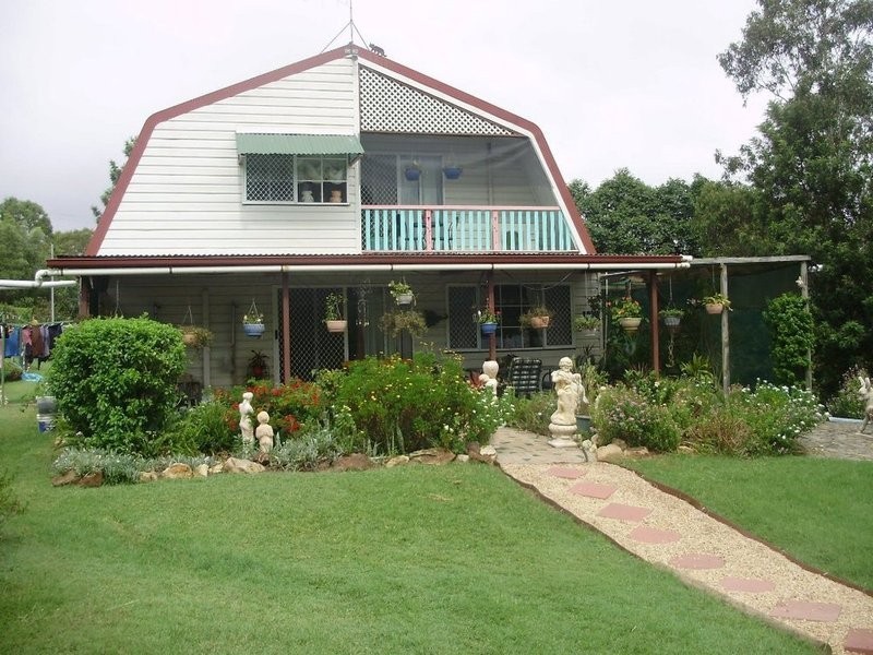 19 Billabong Crescent, Apple Tree Creek QLD 4660