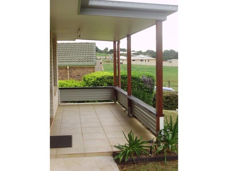 10 Pioneer Avenue, Childers QLD 4660