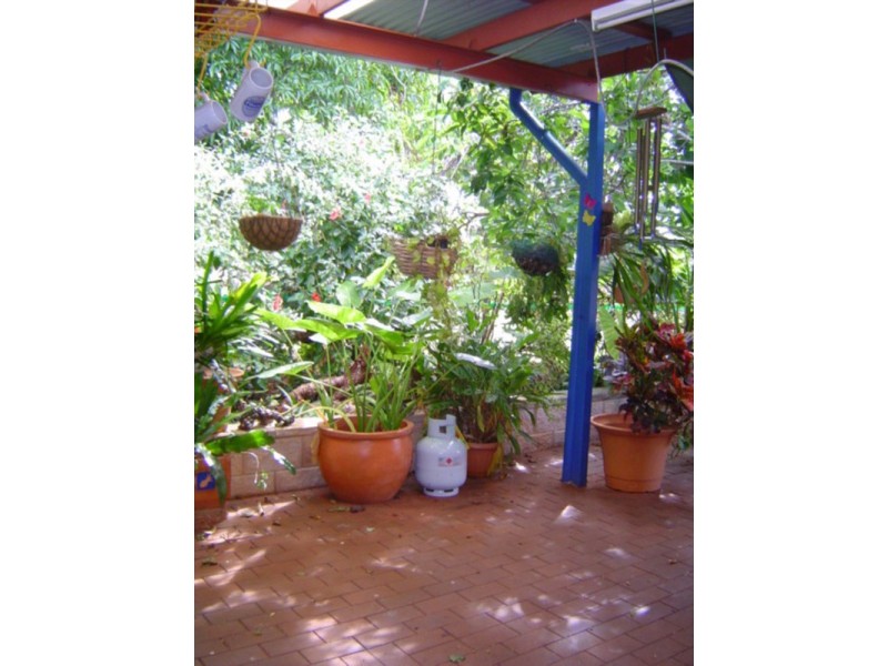 3 Thompson Road, Childers QLD 4660
