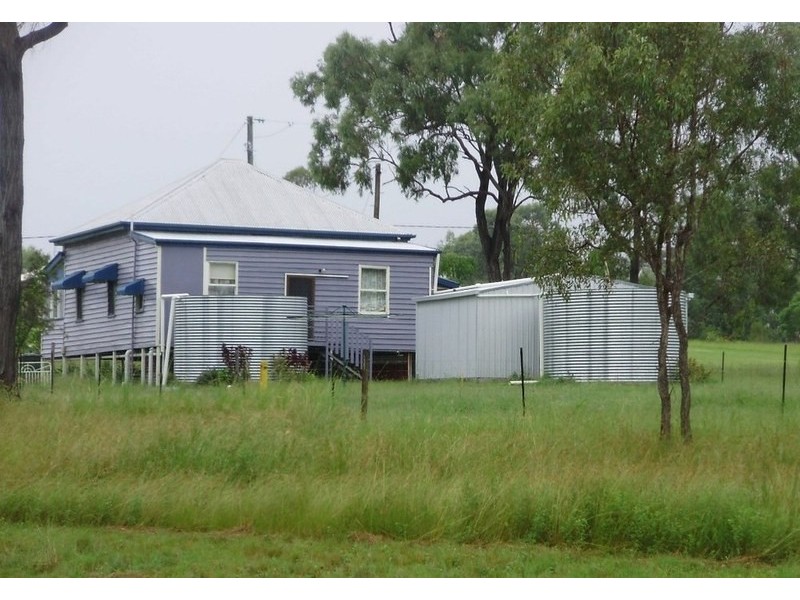 6 Queen Street, Dallarnil QLD 4621