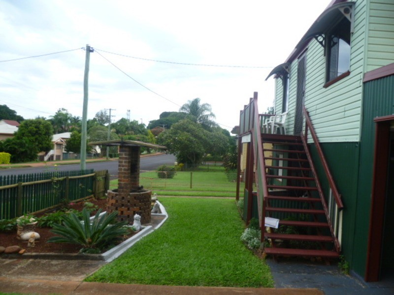 30 North Street, Childers QLD 4660