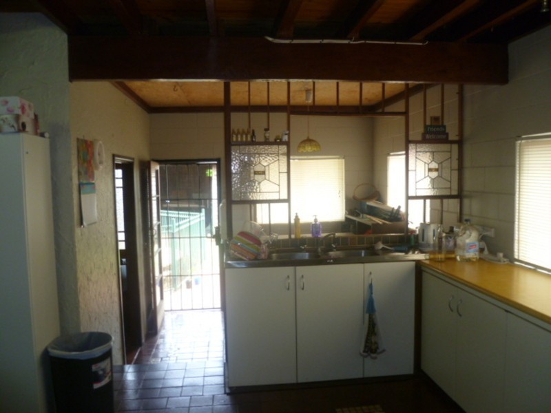 6 North Street, Childers QLD 4660