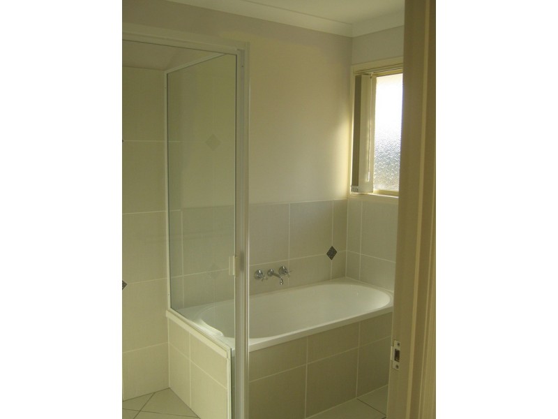 4 Wallace Street, Apple Tree Creek QLD 4660