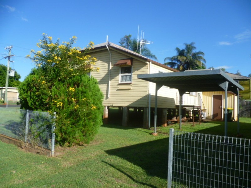 14 North Street, Childers QLD 4660