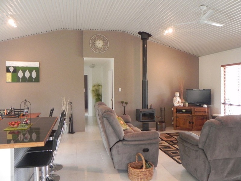 23 Blue Gum Drive, Redridge QLD 4660