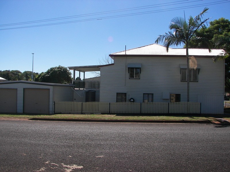 16 North Street, Childers QLD 4660