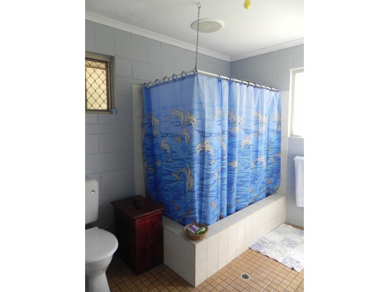 4 Grevillia Drive, Childers QLD 4660