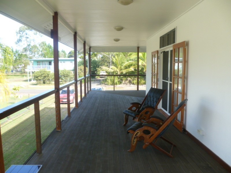 8 Charlton Street, Buxton QLD 4660