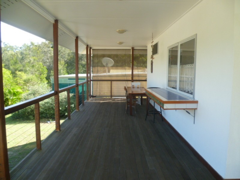 8 Charlton Street, Buxton QLD 4660