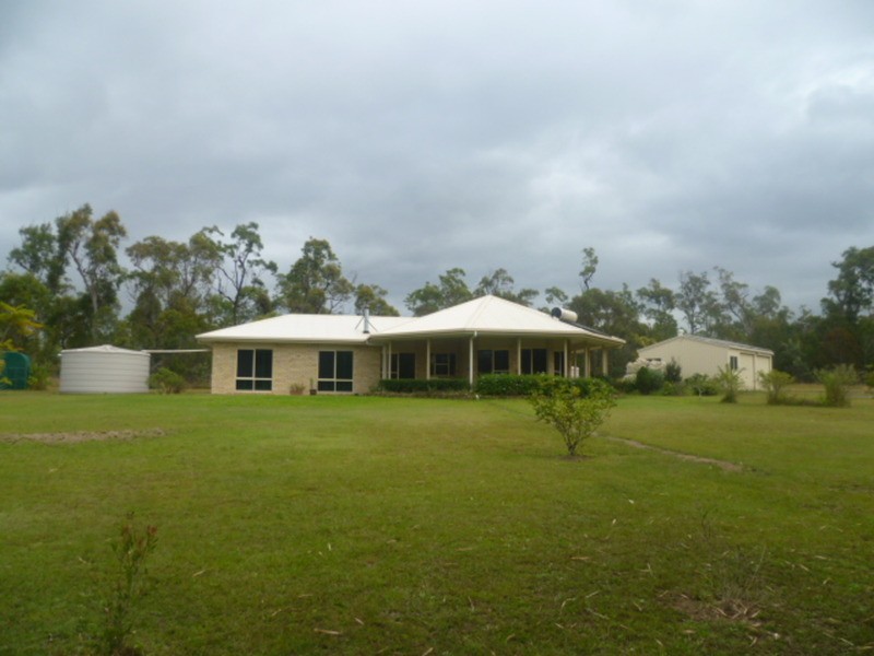 33 Hetheringtons Road, Childers QLD 4660