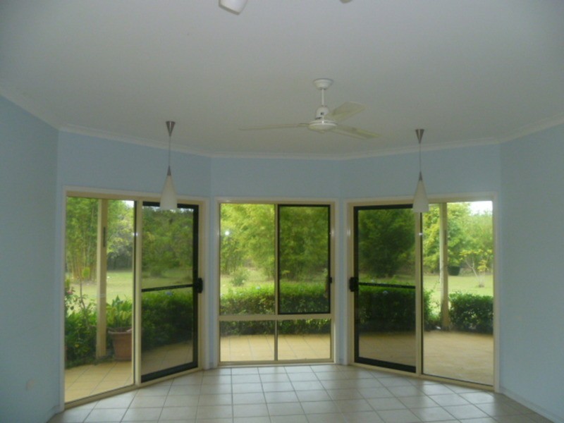 33 Hetheringtons Road, Childers QLD 4660