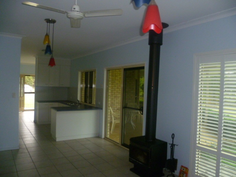 33 Hetheringtons Road, Childers QLD 4660