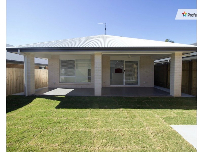 16 Bonello Circuit, Jimboomba QLD 4280