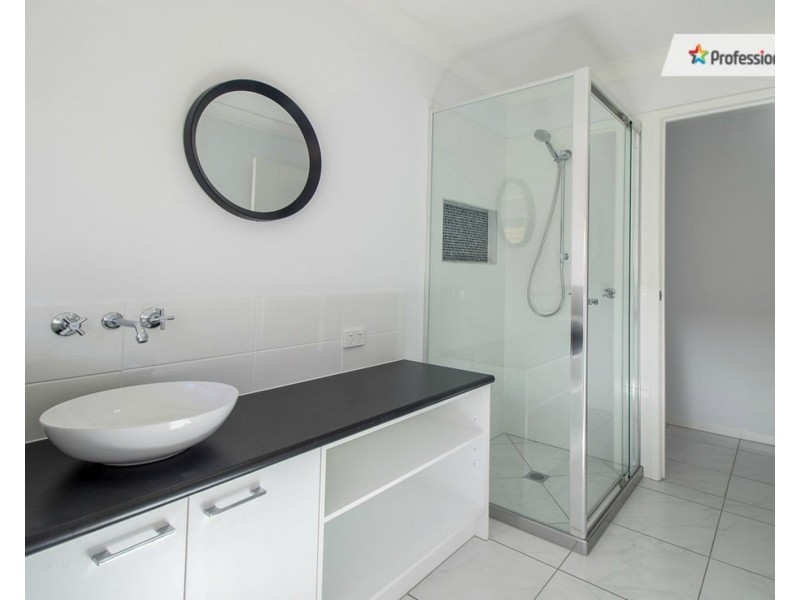 16 Bonello Circuit, Jimboomba QLD 4280