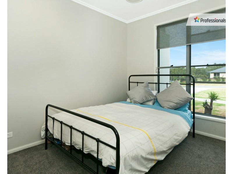 207 Bottlebrush Drive, Jimboomba QLD 4280