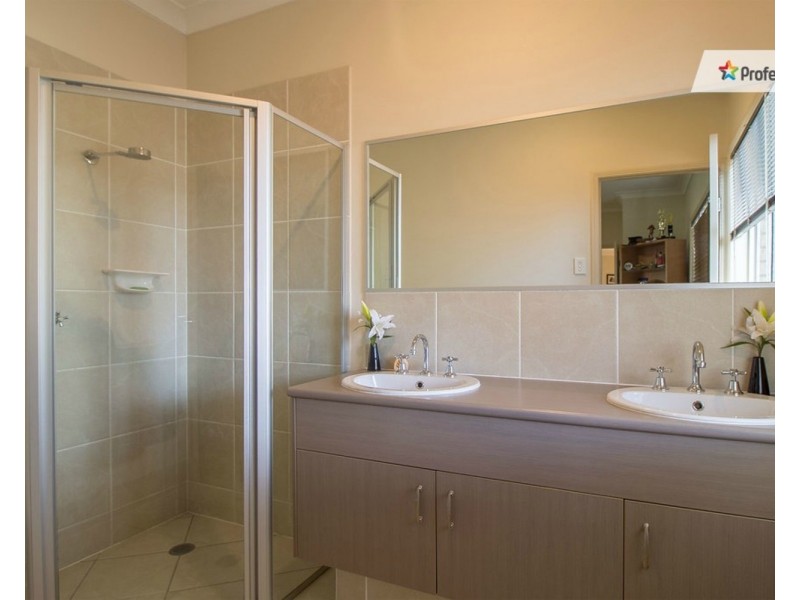 48-52 Blackbutt Road, Cedar Vale QLD 4285