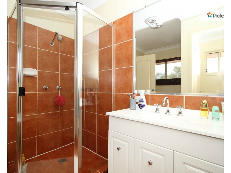 73-79 Canterbury Drive, Mundoolun QLD 4285
