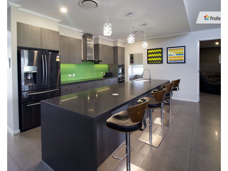 207-211 Bottlebrush Drive, Jimboomba QLD 4280