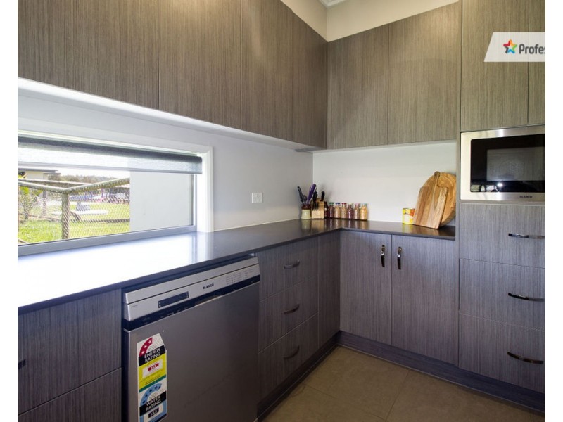 207-211 Bottlebrush Drive, Jimboomba QLD 4280