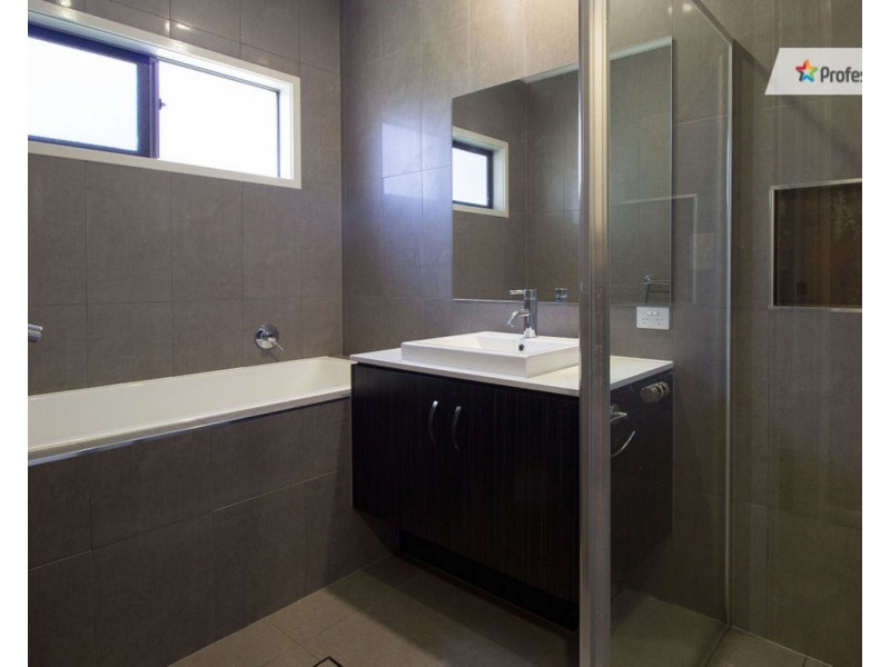 207-211 Bottlebrush Drive, Jimboomba QLD 4280