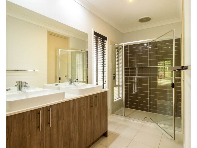 14-18 Waratah Place, Cedar Vale QLD 4285