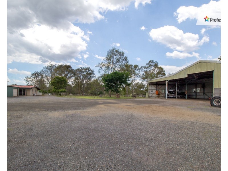 18-30  Sharon Drive, North Maclean QLD 4280