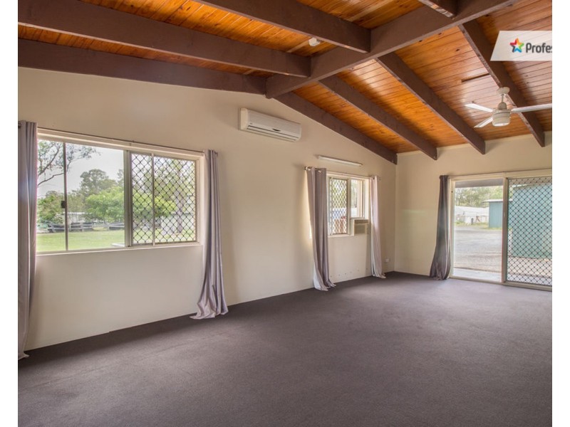 18-30  Sharon Drive, North Maclean QLD 4280